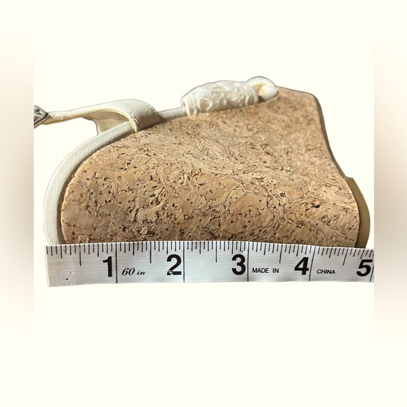 NEW! Lucky Ranette Wedges - Picture 11 of 11